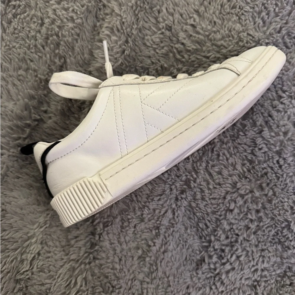 KATE SPADE Women’s K as in Kate Court Sneakers Size 7